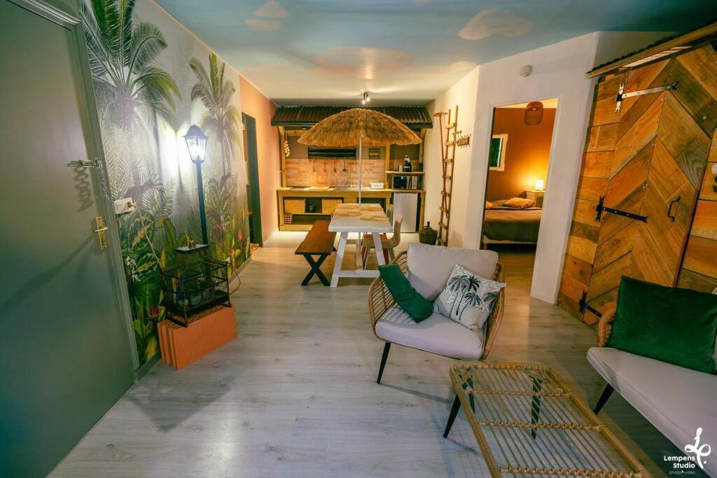 Appartement La Cabane Du Jardin Troyes Bagian luar foto